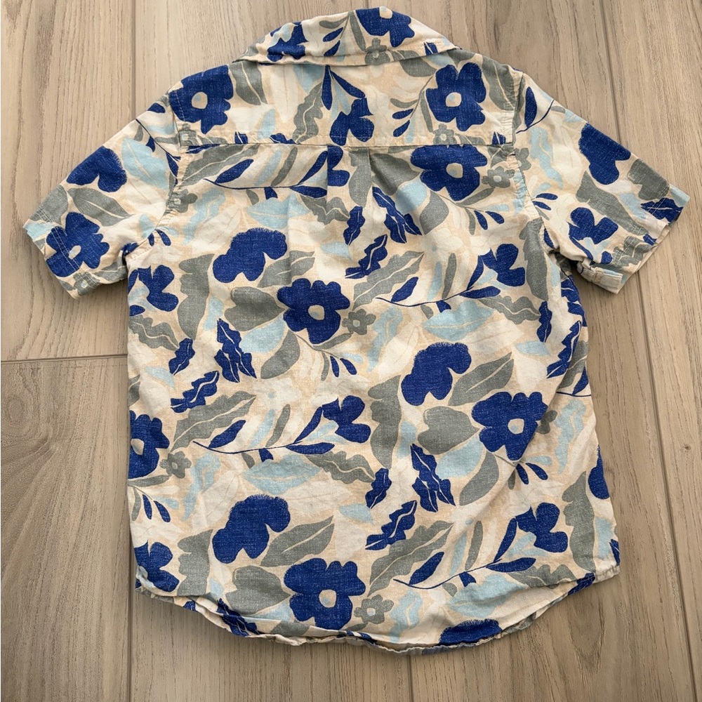 Gap Button Down Floral and Leaf Print Kids Shirts Set - Picture 2 of 9